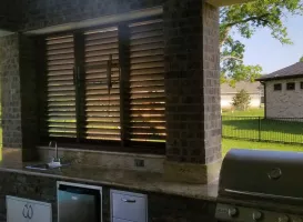 Outdoor Kitchens
