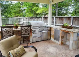Outdoor Kitchens