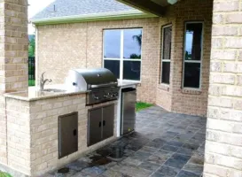 Outdoor Kitchens