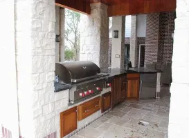 Outdoor Kitchens
