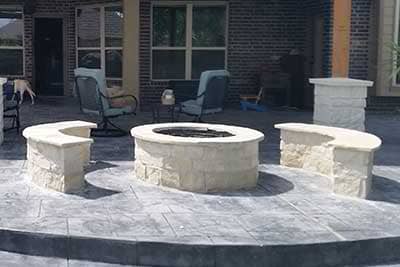 Outdoor Fireplaces / Fire pits Gallery